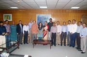 Newly elected members of Economic Reporter Forum (ERF) meet Governor Dr. Atiur Rahman at his office